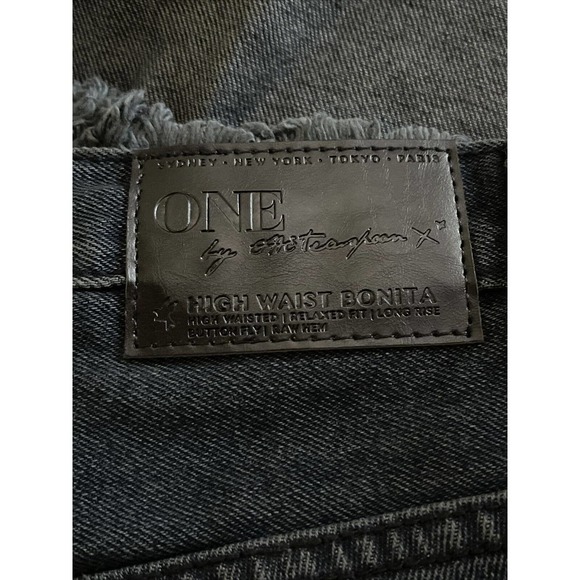 ONE Teaspoon Size 27 Fox Black High Waist Destroyed Bonita Jean Shorts - New - Picture 7 of 8